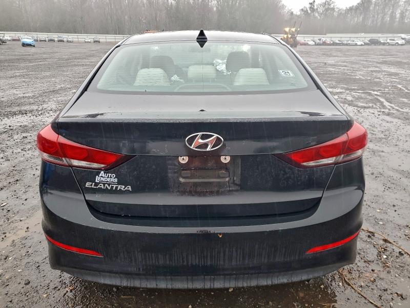 Фото 6 - HYUNDAI ELANTRA