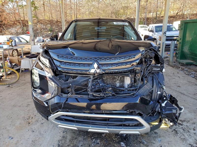 Фото 5 - MITSUBISHI OUTLANDER