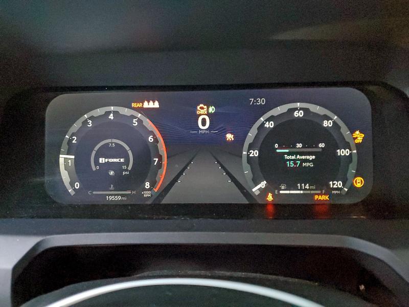 Фото 9 - TOYOTA TACOMA