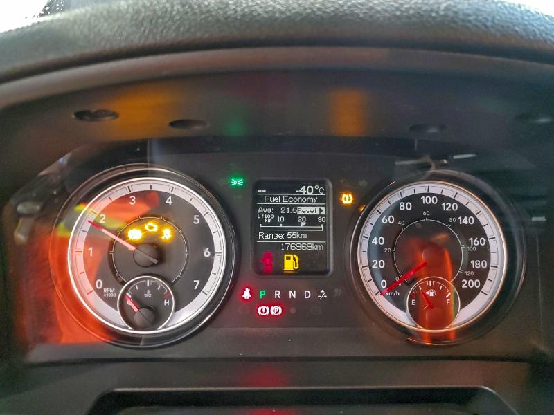 Фото 9 - RAM 1500