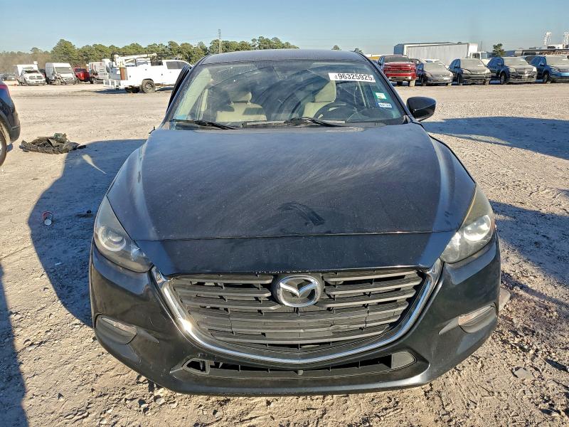 Фото 5 - MAZDA 3