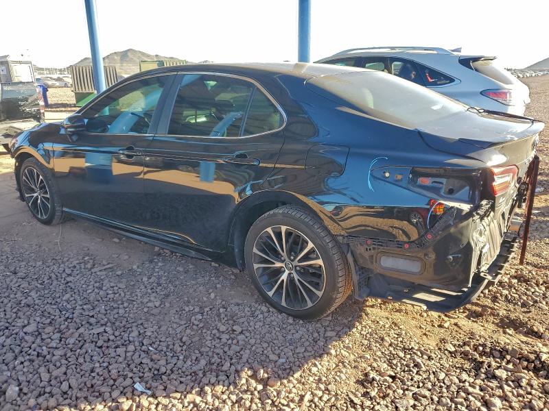 Фото 2 - TOYOTA CAMRY