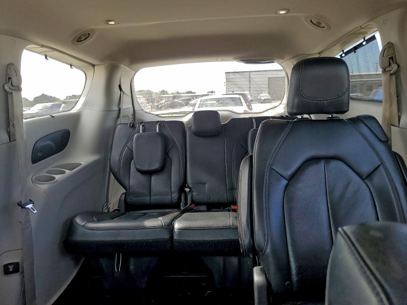 Фото 10 - CHRYSLER PACIFICA