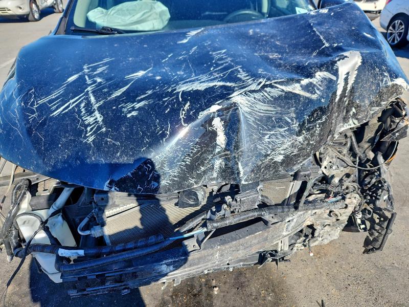 Фото 12 - NISSAN ROGUE