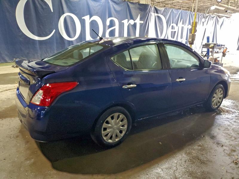 Фото 3 - NISSAN VERSA