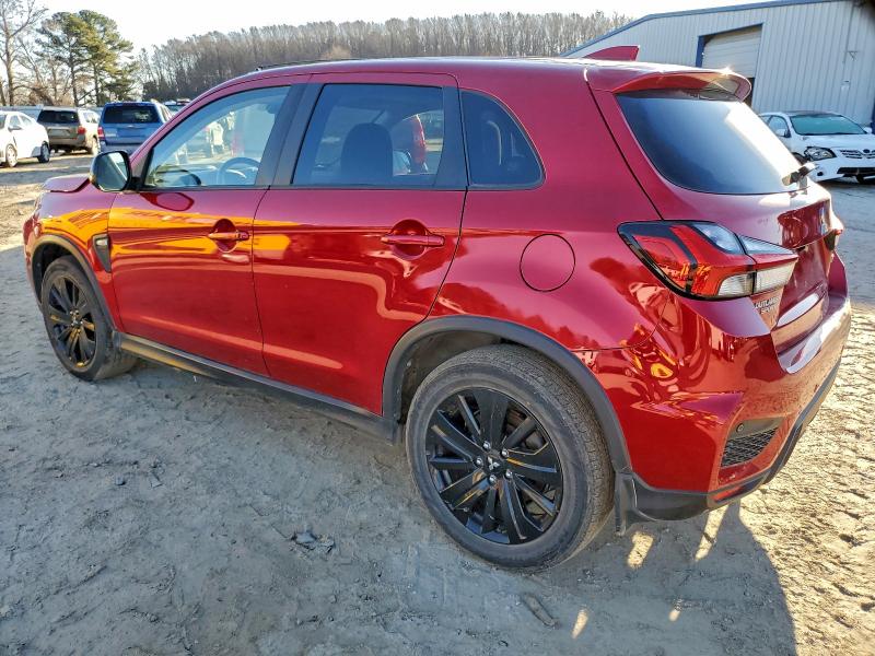 Фото 2 - MITSUBISHI OUTLANDER