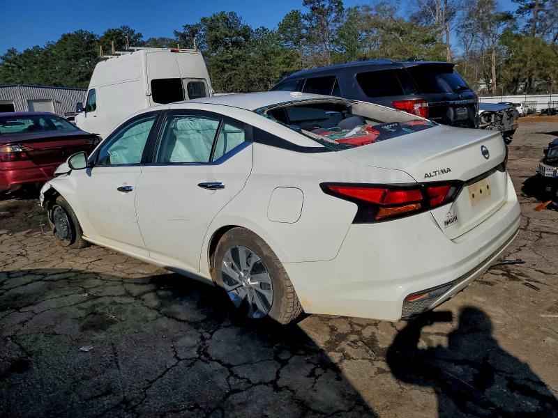 Фото 2 - NISSAN ALTIMA