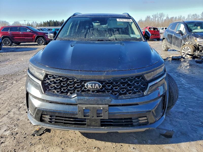 Фото 5 - KIA SORENTO