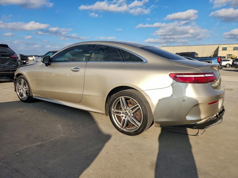 Фото 2 - MERCEDES-BENZ E-CLASS