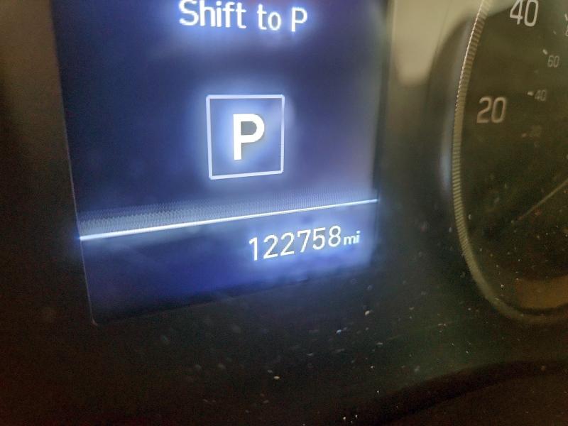 Фото 9 - HYUNDAI TUCSON