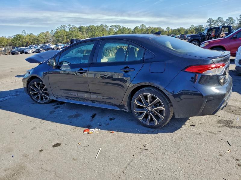 Фото 2 - TOYOTA COROLLA