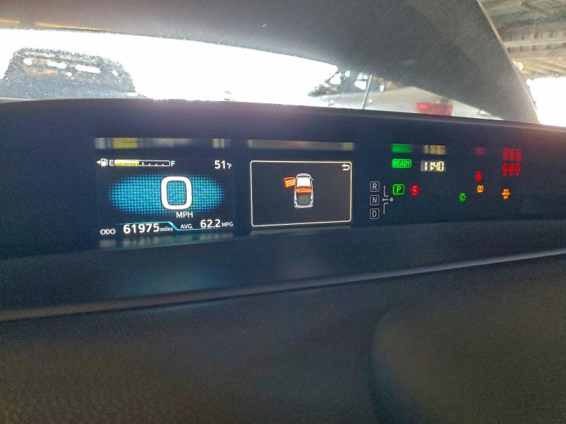 Фото 9 - TOYOTA PRIUS