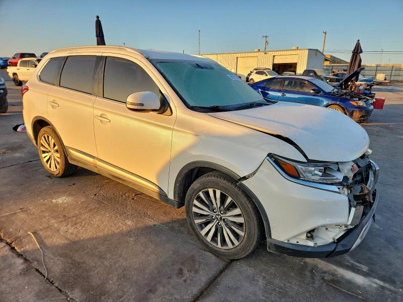 Фото 4 - MITSUBISHI OUTLANDER