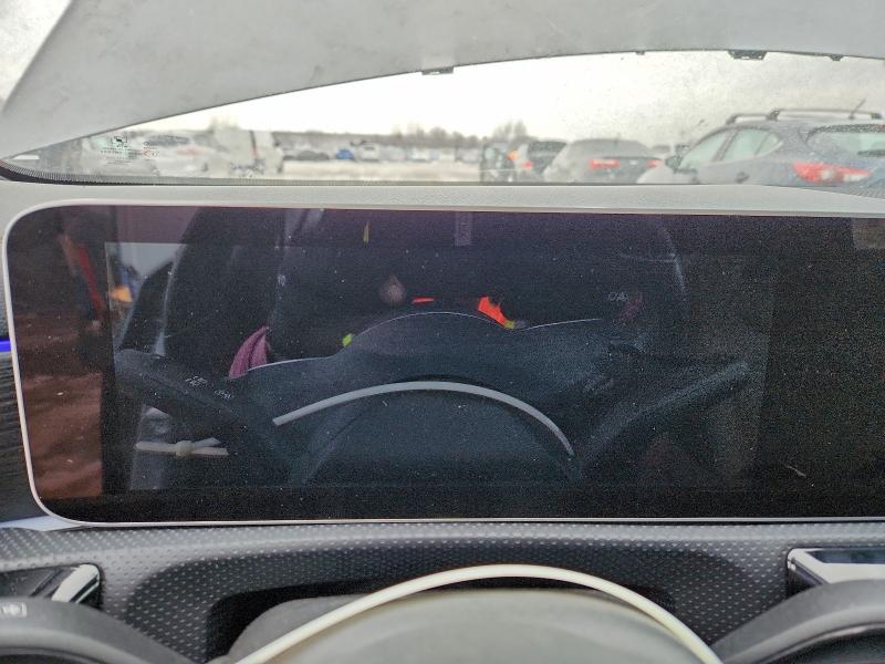 Фото 9 - MERCEDES-BENZ A-CLASS