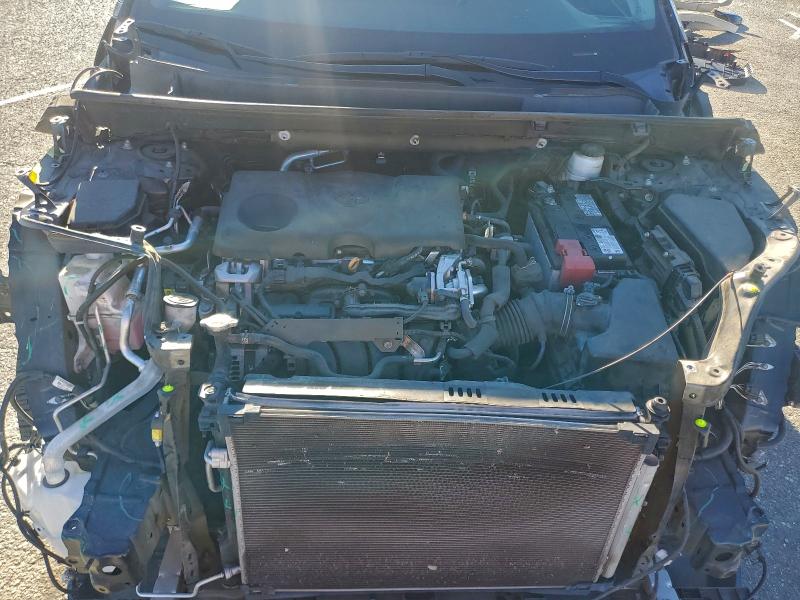 Фото 11 - TOYOTA RAV4