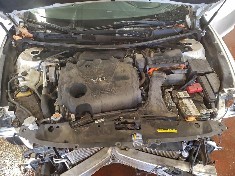 Фото 11 - NISSAN MAXIMA