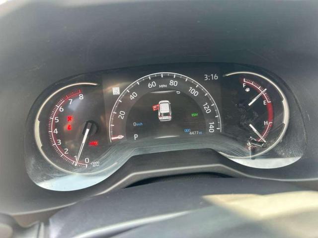 Фото 8 - TOYOTA RAV4