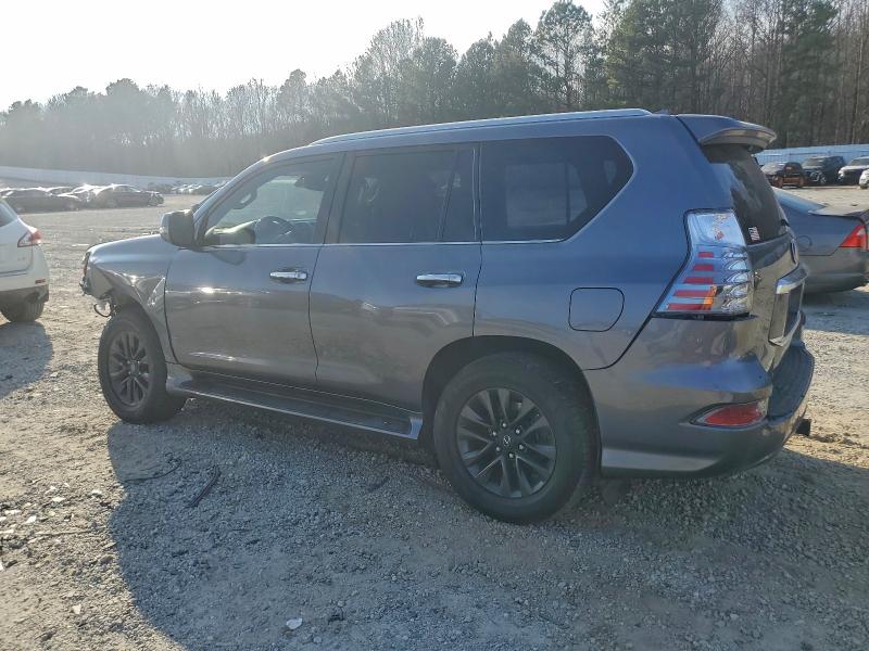 Фото 2 - LEXUS GX