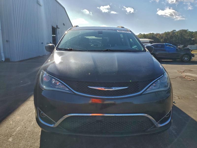 Фото 5 - CHRYSLER PACIFICA