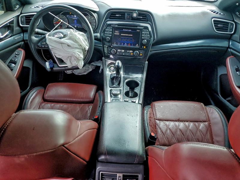 Фото 8 - NISSAN MAXIMA