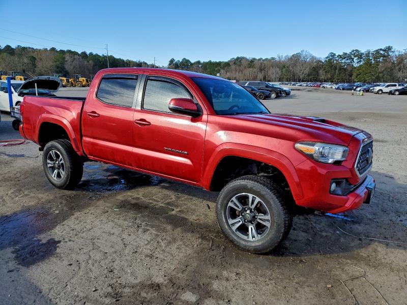 Фото 4 - TOYOTA TACOMA