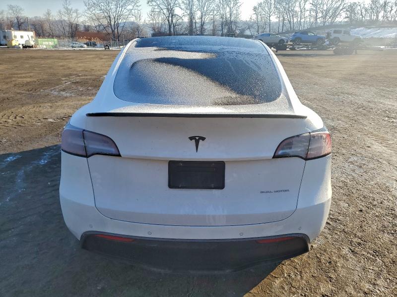 Фото 6 - TESLA MODEL Y