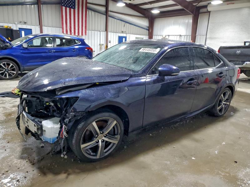 Фото 1 - LEXUS IS