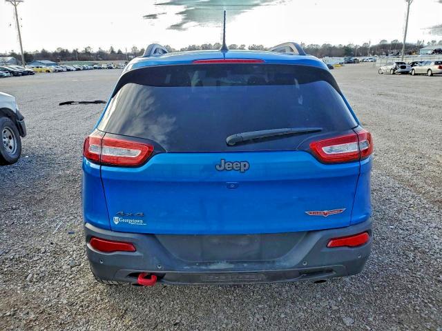 Фото 6 - JEEP CHEROKEE