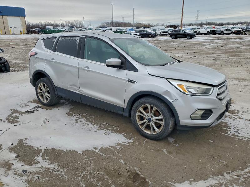 Фото 4 - FORD ESCAPE