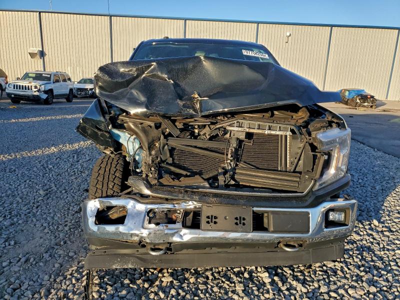 Фото 5 - FORD F-150