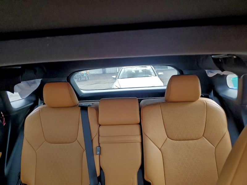 Фото 10 - LEXUS RX350