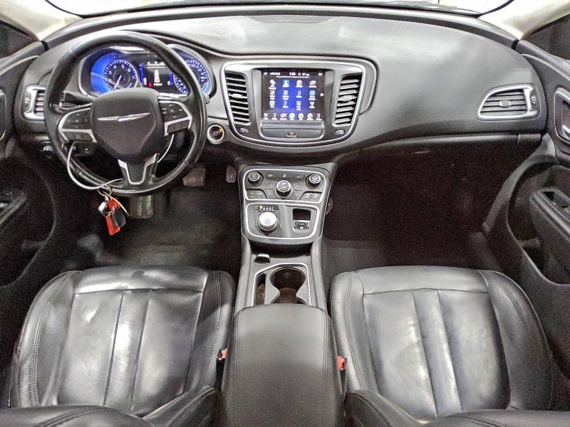 Фото 8 - CHRYSLER 200