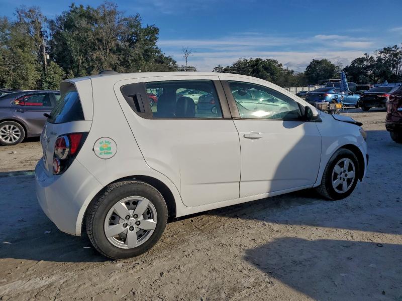 Фото 3 - CHEVROLET SONIC