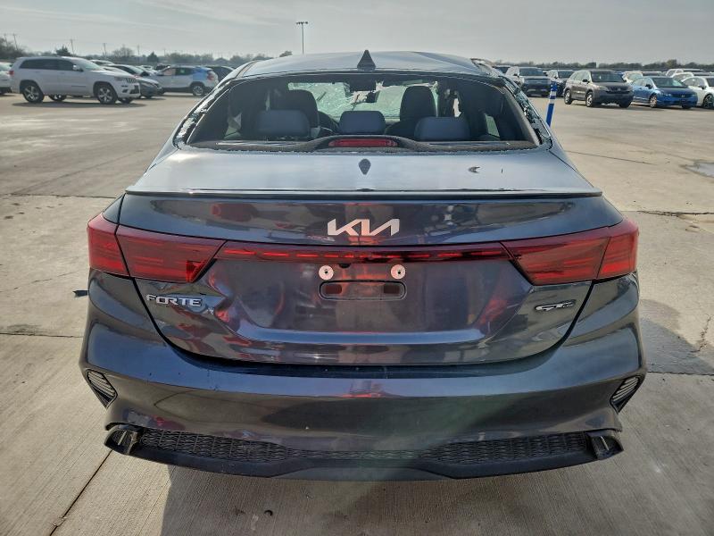 Фото 6 - KIA FORTE