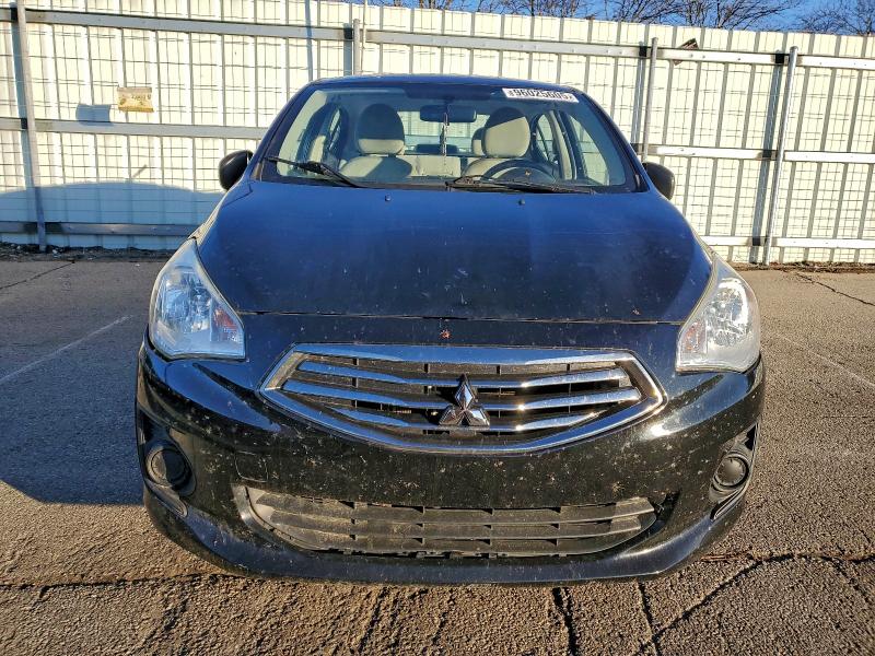 Фото 5 - MITSUBISHI MIRAGE