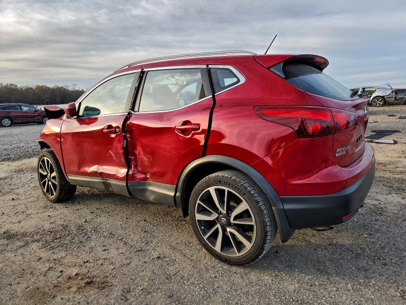 Фото 2 - NISSAN ROGUE