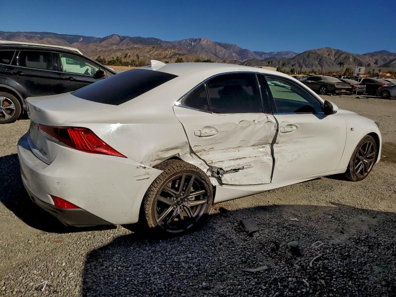 Фото 3 - LEXUS IS