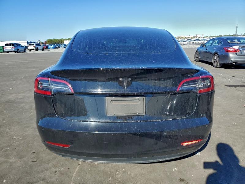 Фото 6 - TESLA MODEL 3