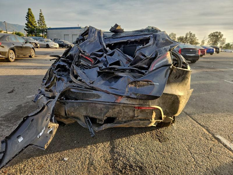 Фото 6 - TESLA MODEL Y