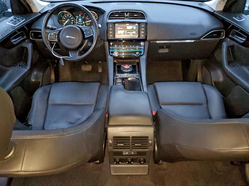 Фото 8 - JAGUAR F-PACE