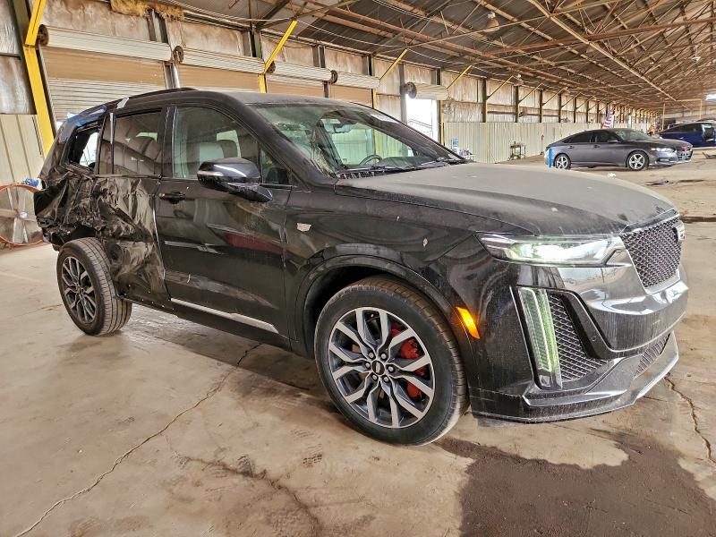 Фото 4 - CADILLAC XT6