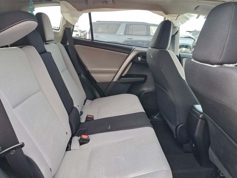 Фото 11 - TOYOTA RAV4