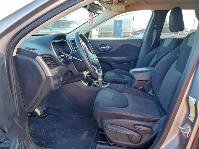 Фото 7 - JEEP GRAND CHER