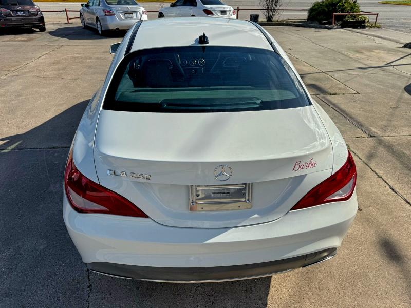 Фото 14 - MERCEDES-BENZ CLA-CLASS