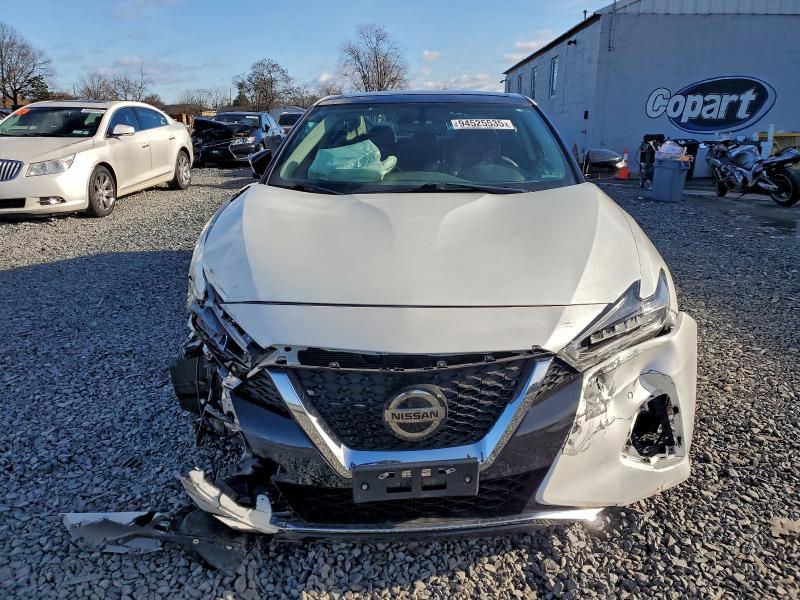 Фото 5 - NISSAN MAXIMA