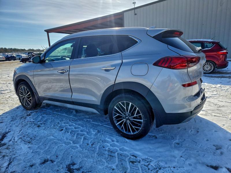 Фото 2 - HYUNDAI TUCSON