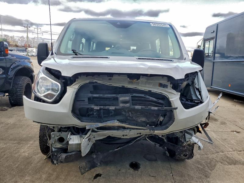 Фото 5 - FORD TRANSIT