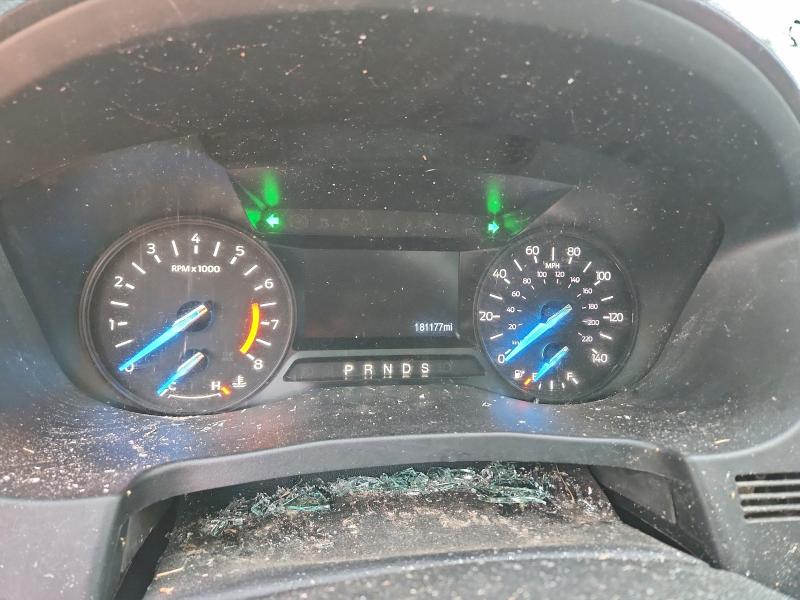 Фото 9 - FORD EXPLORER