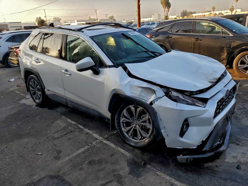 Фото 4 - TOYOTA RAV4