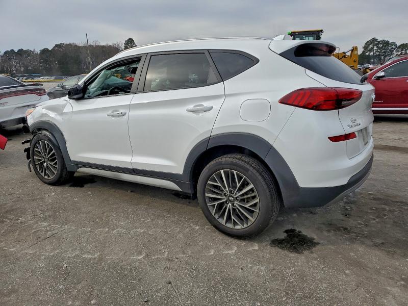 Фото 2 - HYUNDAI TUCSON